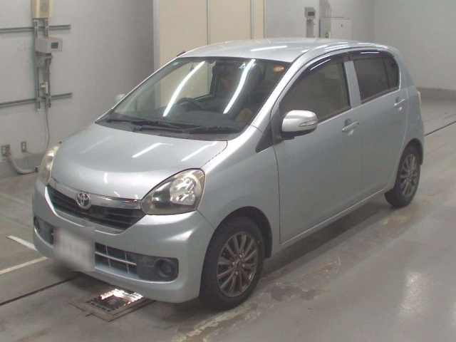 TOYOTA PIXIS EPOCH 2014