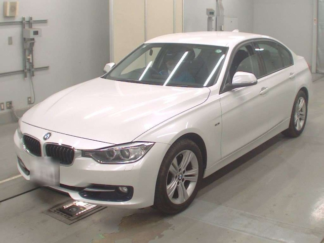 BMW 3 SERIES 2013