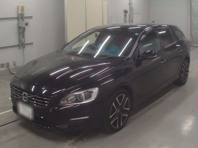 VOLVO V60 2017