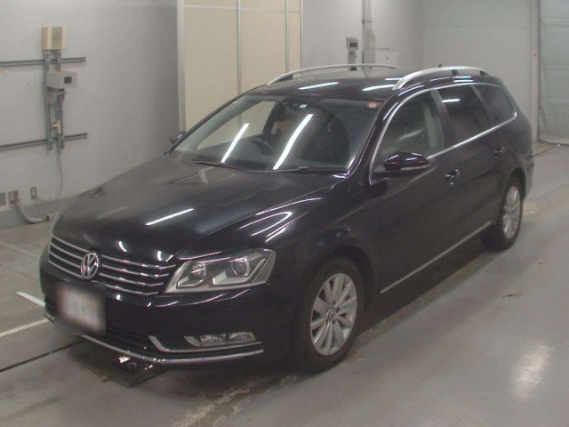 VOLKSWAGEN PASSAT VARIANT 2014