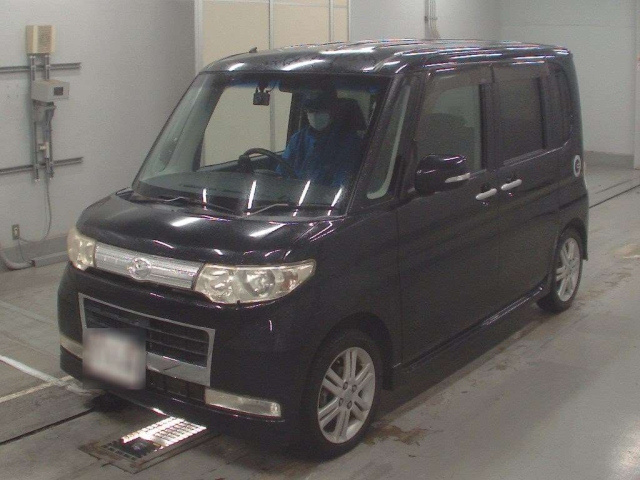 DAIHATSU TANTO 2009
