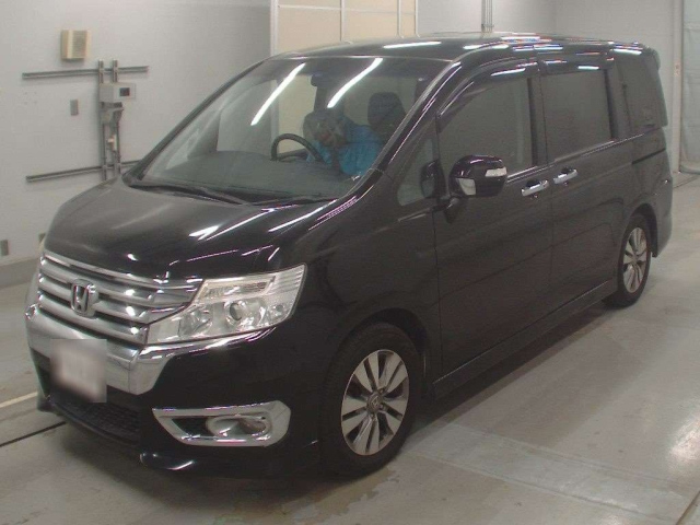 HONDA STEP WAGON 2014