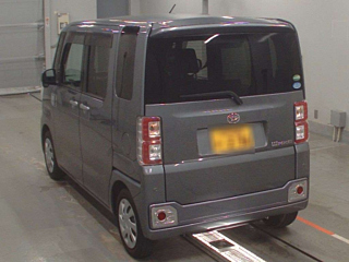 DAIHATSU WAKE 2019
