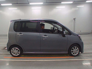 DAIHATSU MOVE 2014