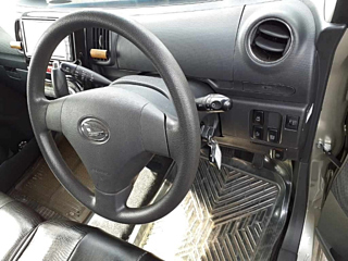 DAIHATSU TANTO 2012