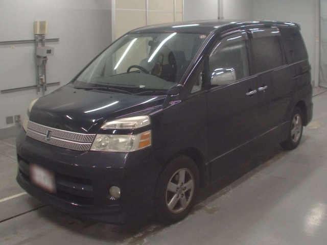 TOYOTA VOXY 2006