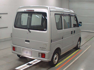 SUZUKI EVERY 2011