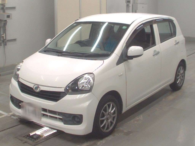 DAIHATSU MIRA E S 2015