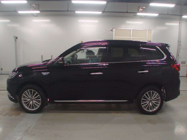 MITSUBISHI OUTLANDER PHEV 2020