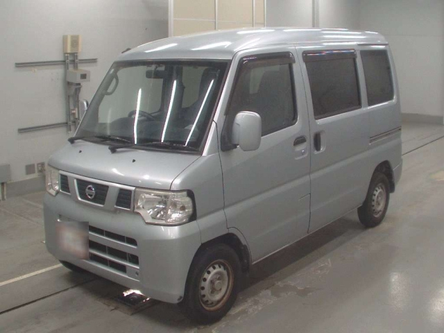 NISSAN CLIPPER VAN 2013