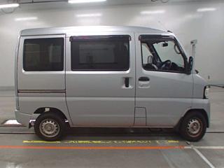 NISSAN CLIPPER VAN 2013