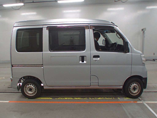 DAIHATSU HIJET VAN 2020