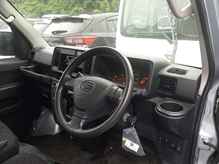 DAIHATSU HIJET VAN 2020