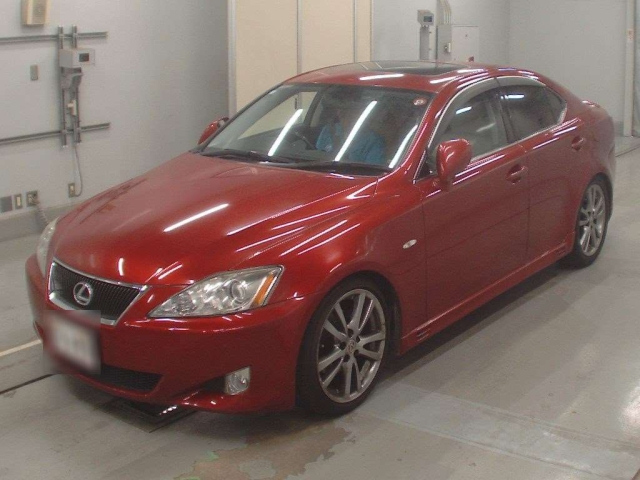 LEXUS IS