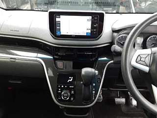DAIHATSU MOVE 2017