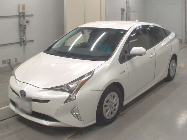 TOYOTA PRIUS 2017
