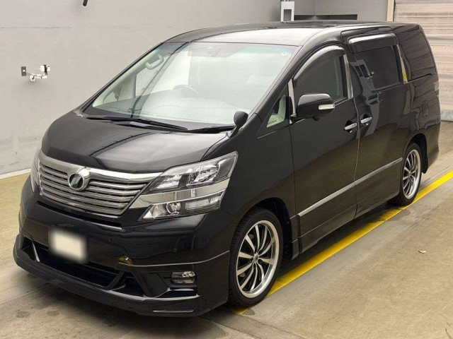 TOYOTA VELLFIRE 2010