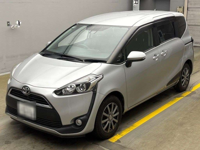 TOYOTA SIENTA 2016