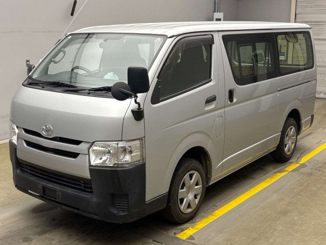 TOYOTA REGIUS ACE VAN 2015