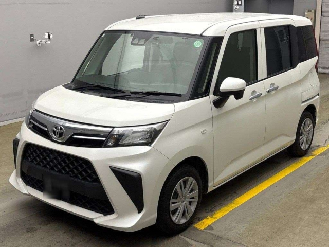 TOYOTA ROOMY 2022