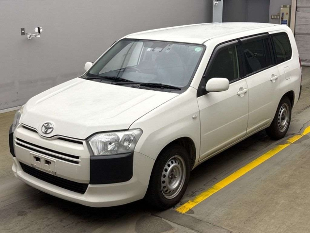 TOYOTA PROBOX 2018