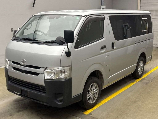 TOYOTA REGIUS ACE VAN 2020