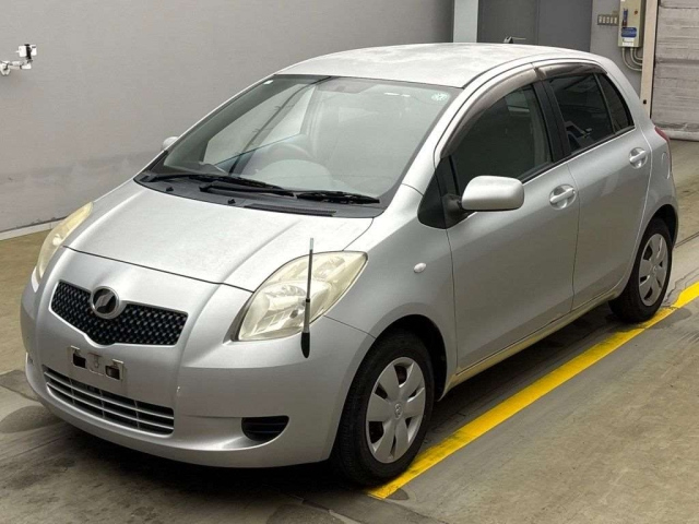 TOYOTA VITZ 2005