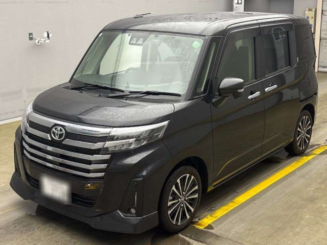 TOYOTA ROOMY 2024