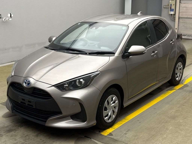 TOYOTA YARIS 2021
