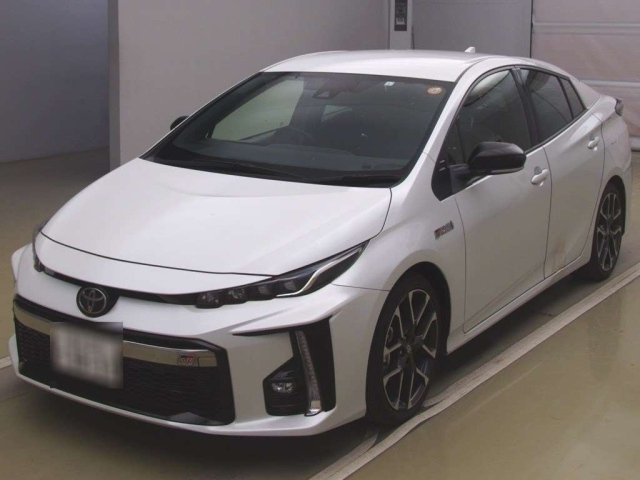 TOYOTA PRIUS PHV 2021