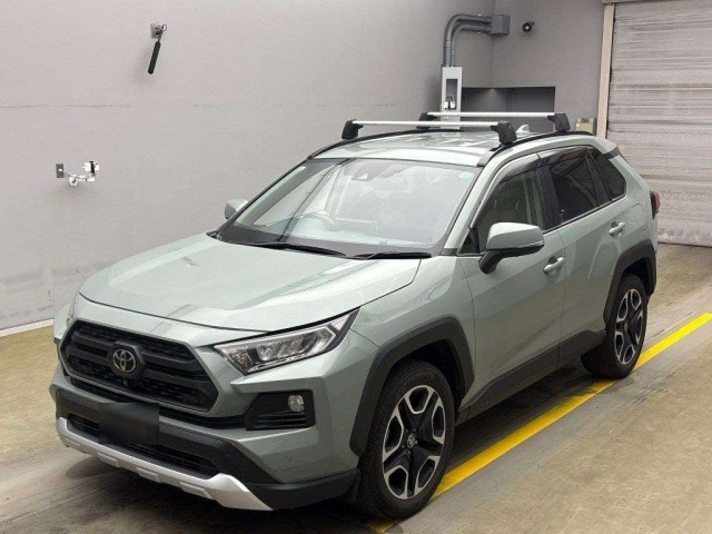 TOYOTA RAV4 2021