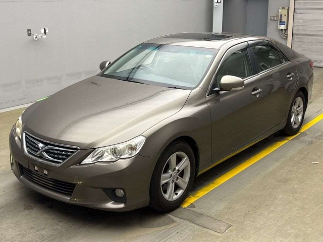 TOYOTA MARK X 2010