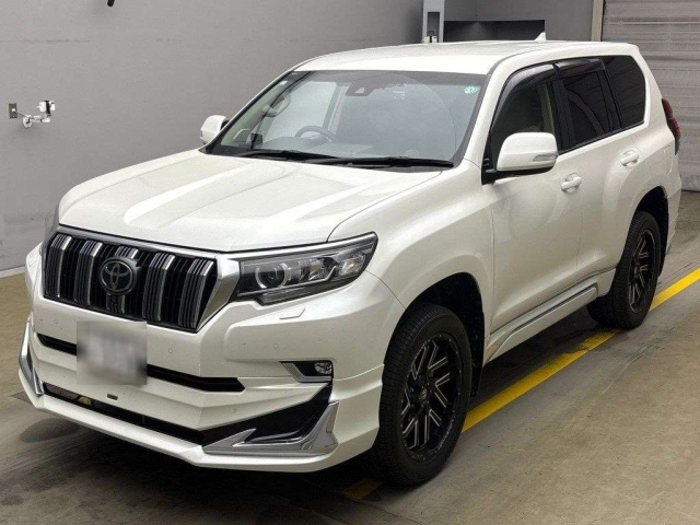 TOYOTA LAND CRUISER PRADO 2023