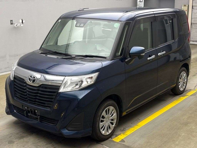 TOYOTA ROOMY 2020