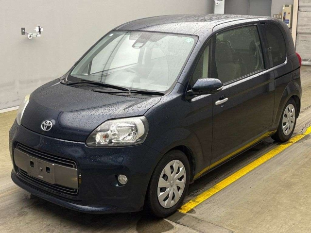 TOYOTA PORTE 2017