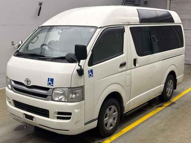 TOYOTA REGIUS ACE VAN 2009