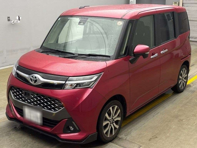 TOYOTA TANK 2018
