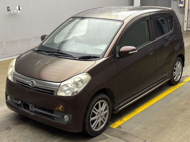 DAIHATSU MIRA 2010