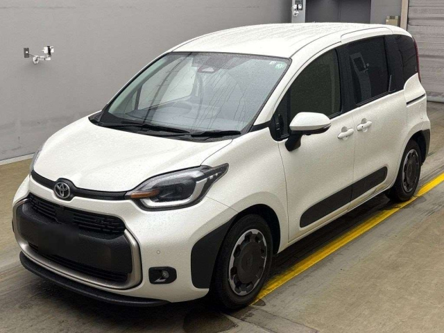 TOYOTA SIENTA 2022