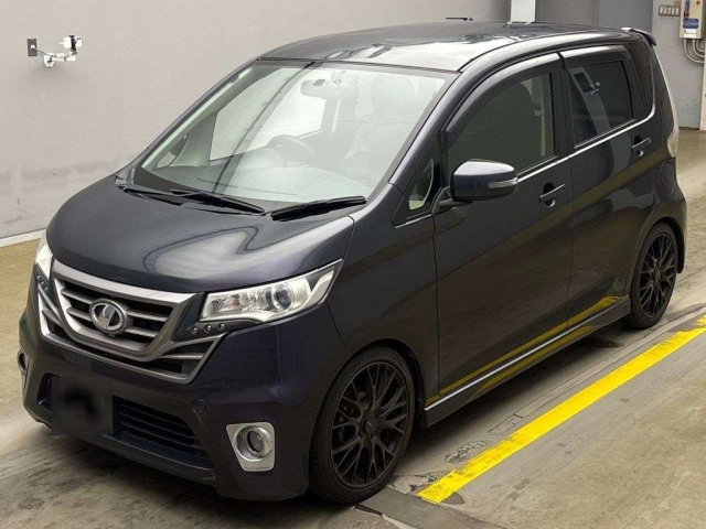 NISSAN DAYZ 2013