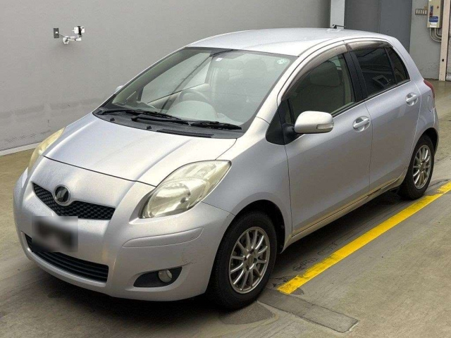 TOYOTA VITZ 2008