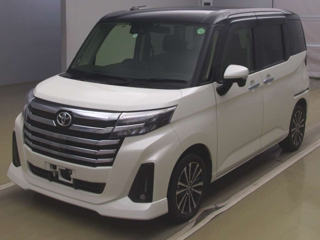 TOYOTA ROOMY 2022
