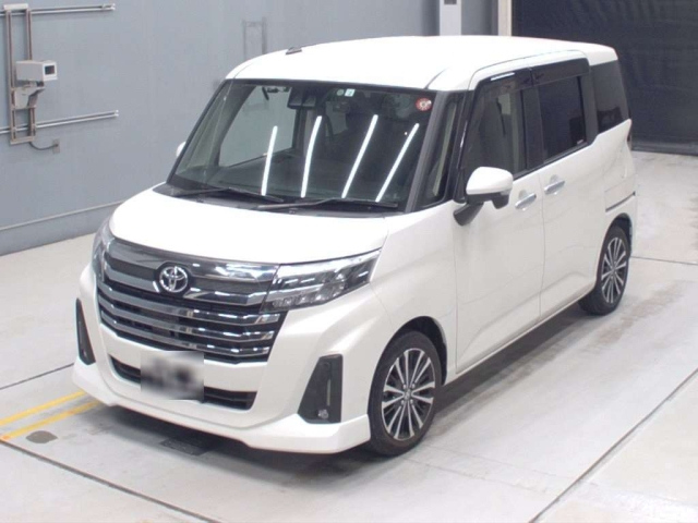TOYOTA ROOMY 2022