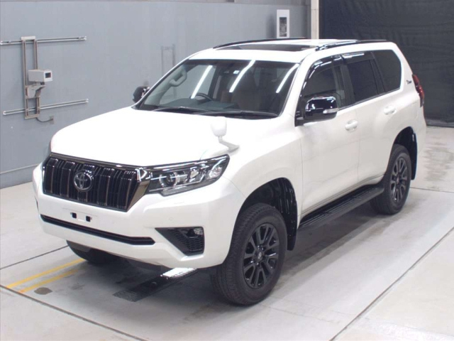TOYOTA LAND CRUISER PRADO 2022