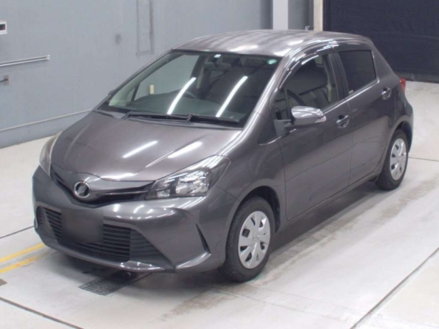 TOYOTA VITZ 2014
