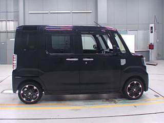 DAIHATSU WAKE 2019