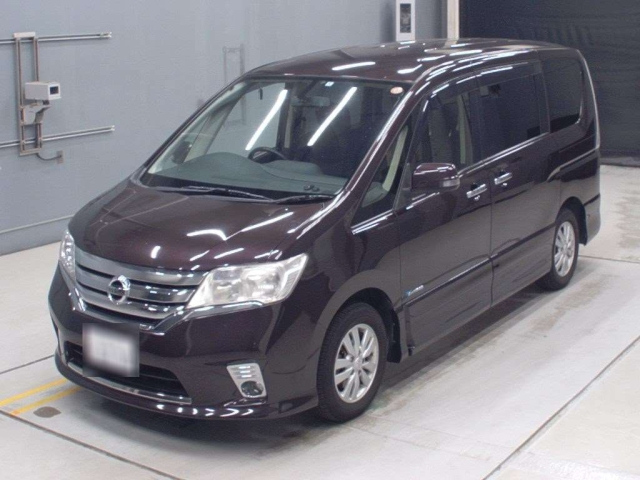 NISSAN SERENA 2013