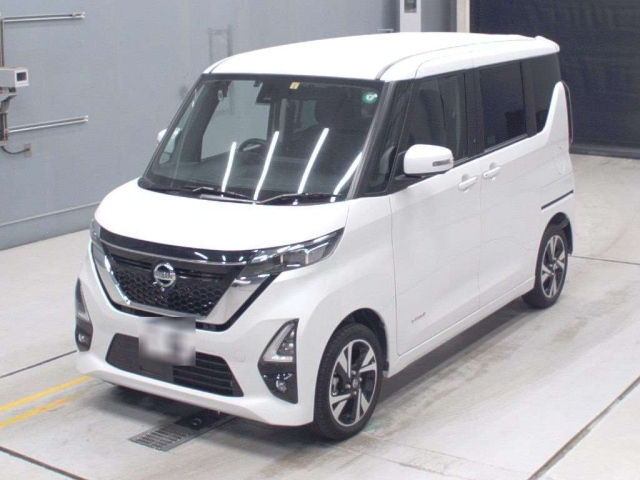NISSAN ROOX 2023