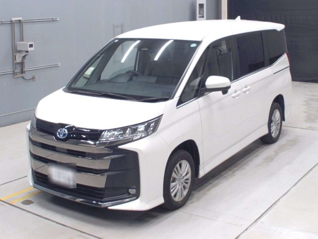 TOYOTA NOAH 2024