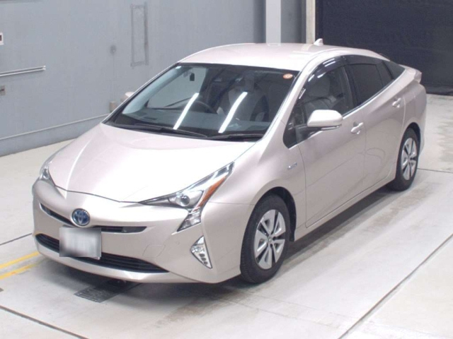 TOYOTA PRIUS 2018